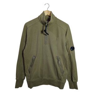 C.P. Company Diagonal Raised Fleece Quarter Zip Sweatershirt in Ivy Green - M